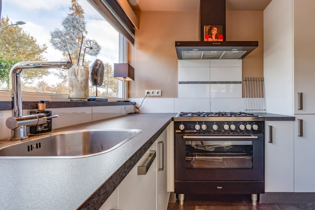 Foto 13 van Robert Kochstraat 38