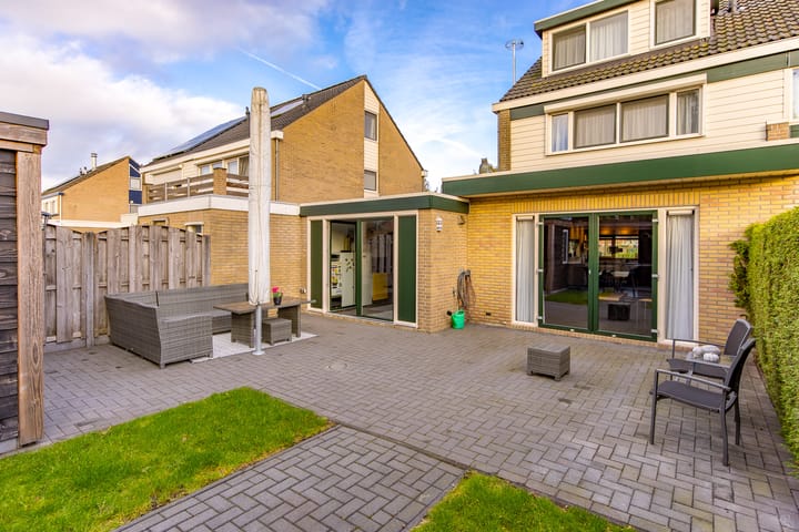 Foto 41 van Robert Kochstraat 38