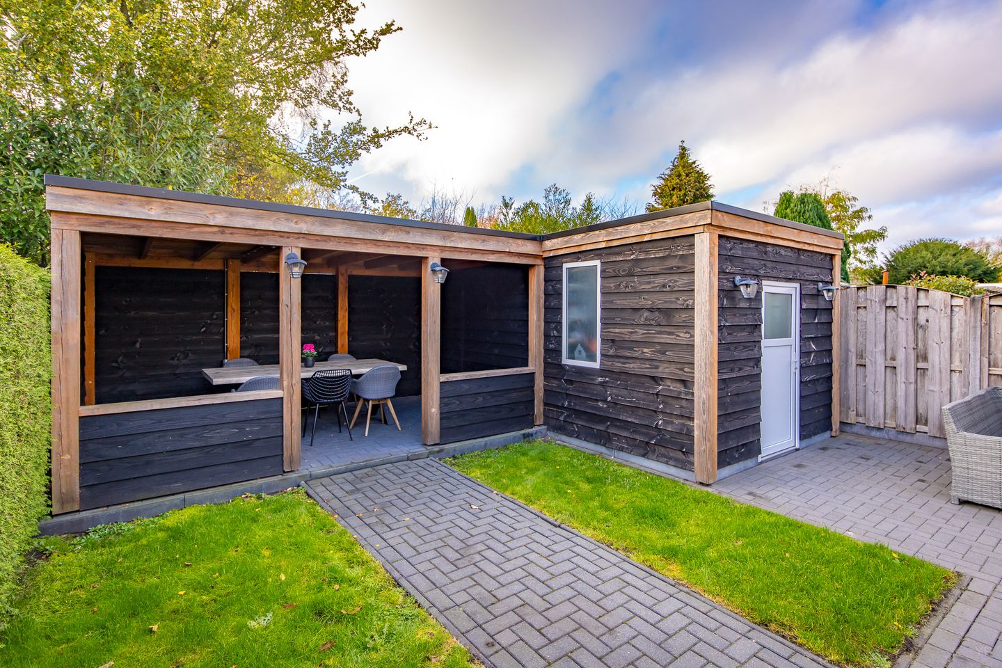 Foto 44 van Robert Kochstraat 38