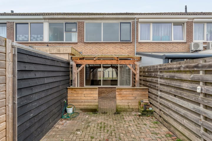 Photo 31 of D H van der Scheerstraat 26