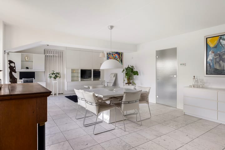 Foto 12 van Volkerak 16