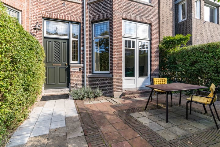 Photo 4 of Mesdagstraat 45