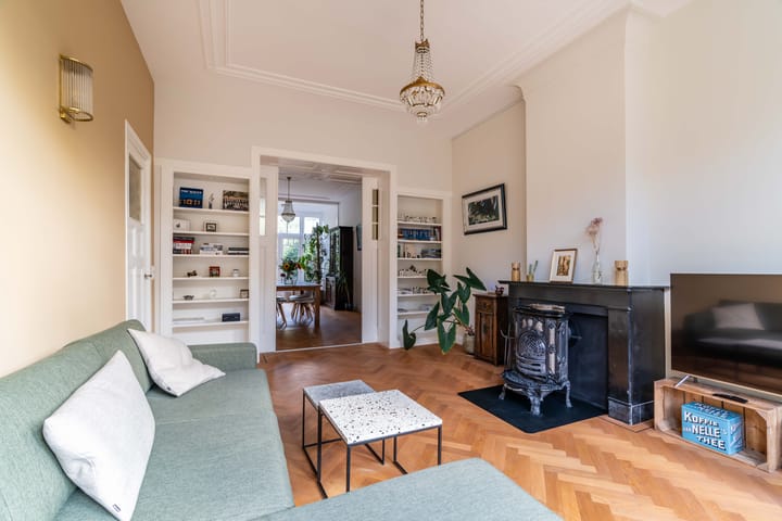 Photo 15 of Mesdagstraat 45