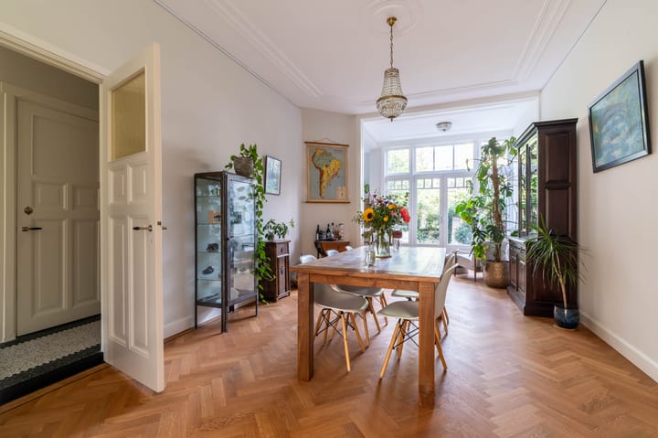 Photo 18 of Mesdagstraat 45