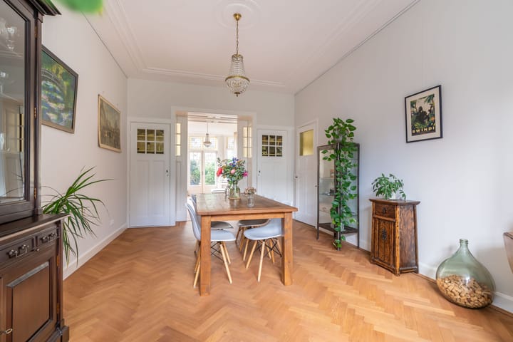 Photo 20 of Mesdagstraat 45