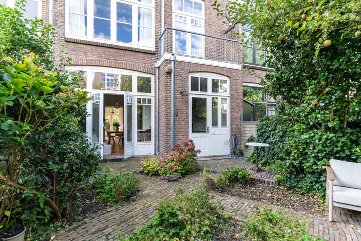 Photo 33 of Mesdagstraat 45