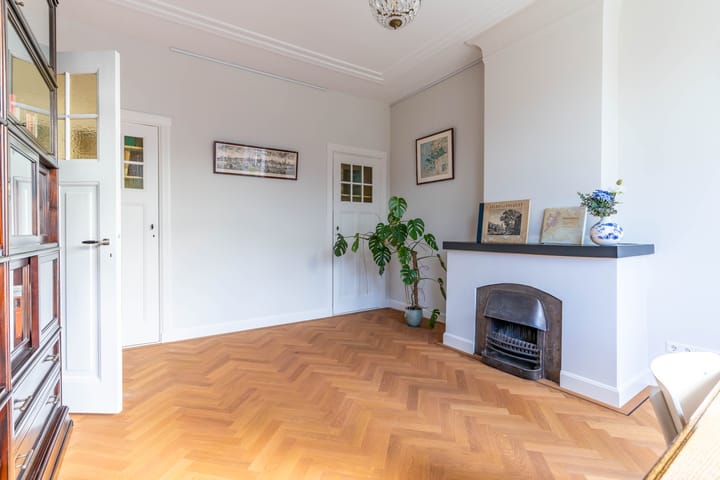 Photo 50 of Mesdagstraat 45