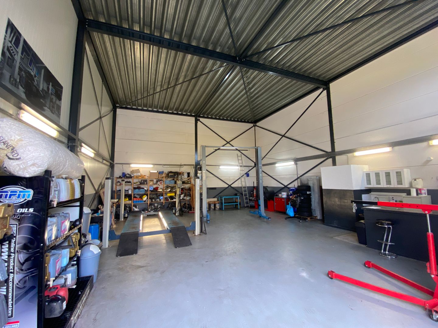 Bekijk foto 4 van De Striptekenaar 34-K