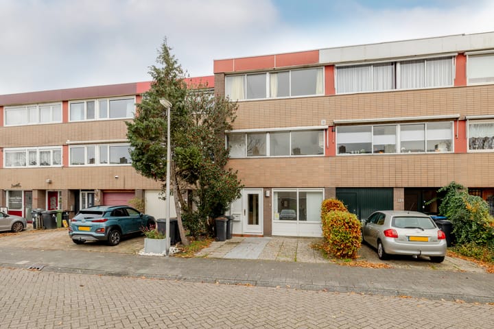 Photo 6 of Meeuwstraat 126