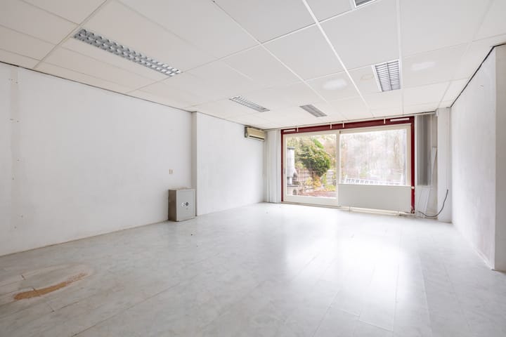 Photo 14 of Meeuwstraat 126