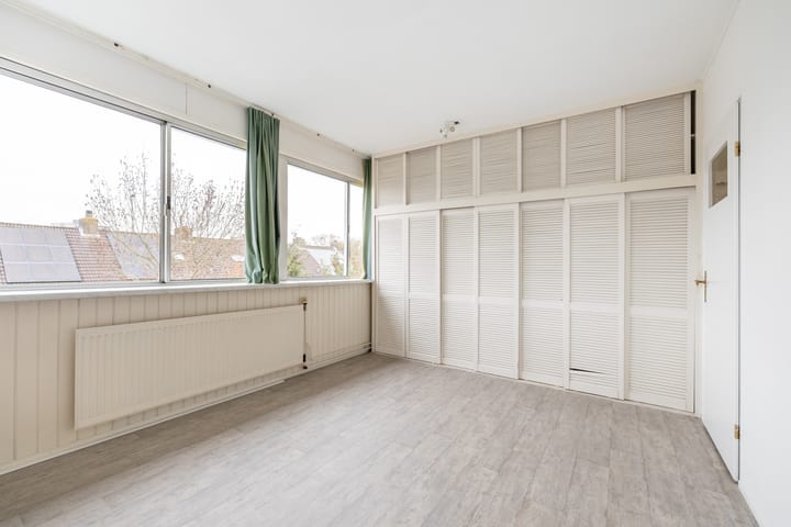 Photo 35 of Meeuwstraat 126