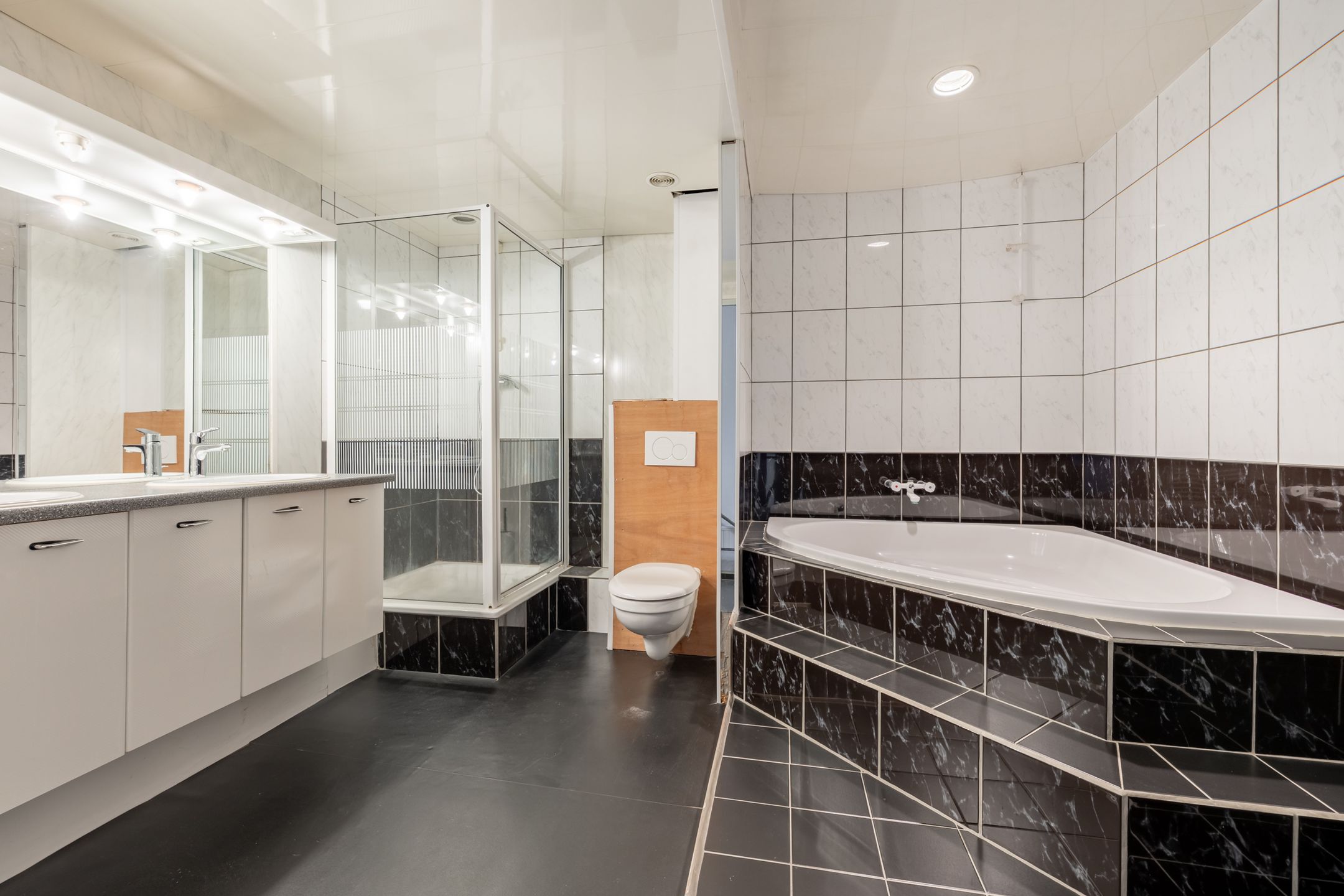 Foto 36 van Meeuwstraat 126