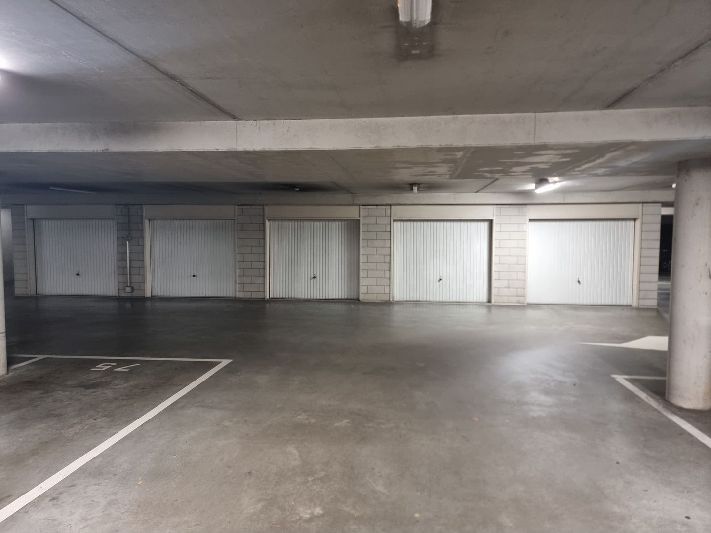 Bekijk foto 4 van Landstraat 5 parkeergarage