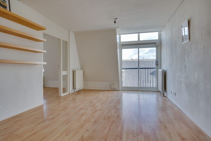 Photo 2 of Kruissteeg 6-F