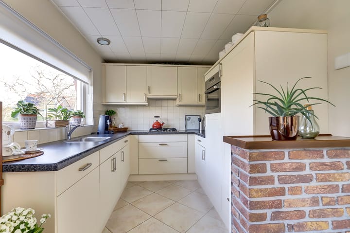 Foto 14 van Irenestraat 51