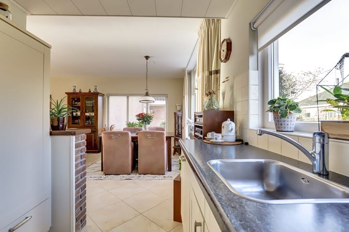 Foto 15 van Irenestraat 51