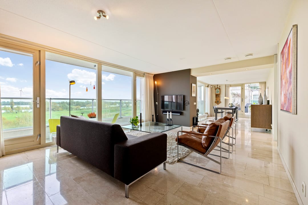 Photo 2 of Schout van Hanswijkplein 110