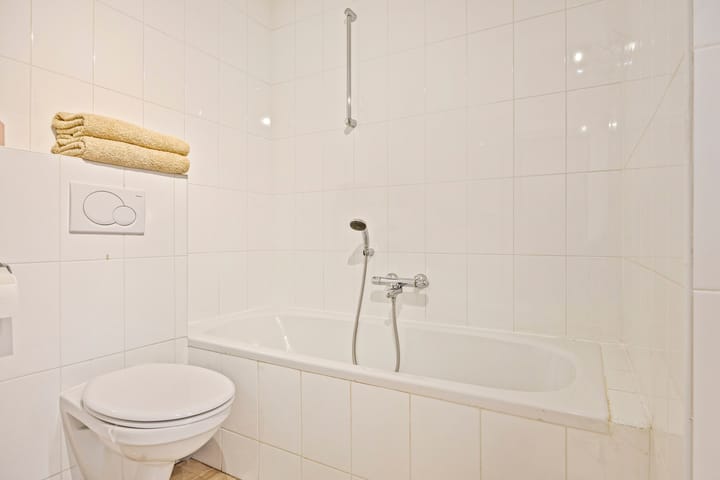 Photo 31 of Schout van Hanswijkplein 110