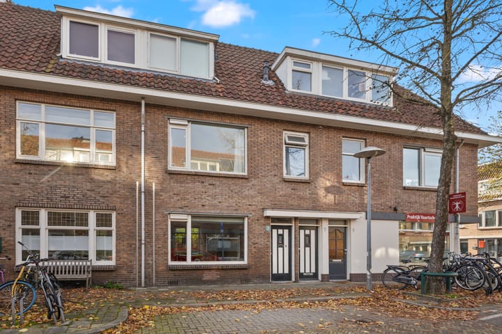 Photo 32 of Lepelaarstraat 3