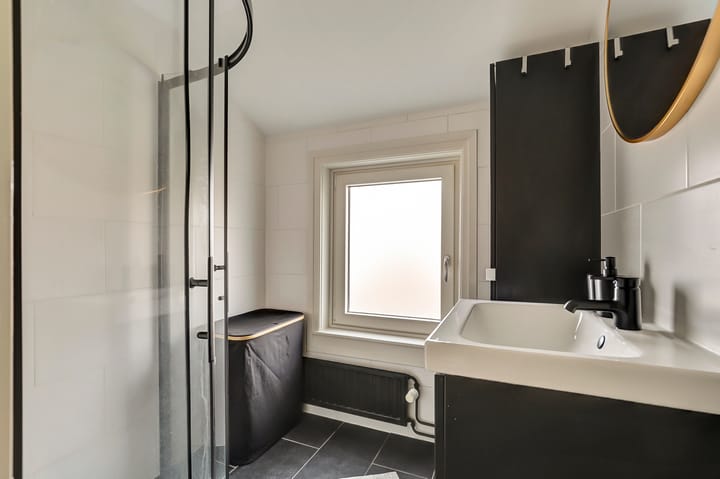 Foto 20 van Nessestraat 25