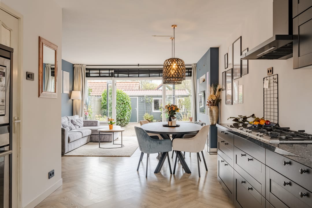 Foto 8 van Borneostraat 16