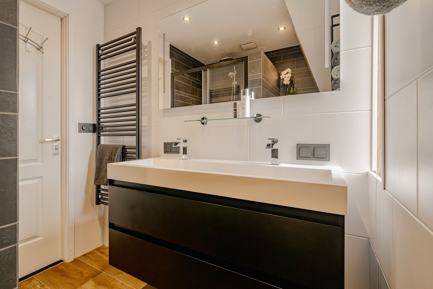 Foto 29 van Borneostraat 16