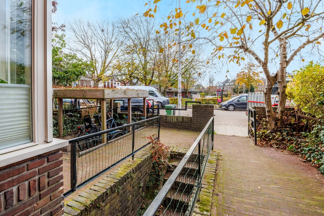 Photo 62 of van Heutszstraat 15