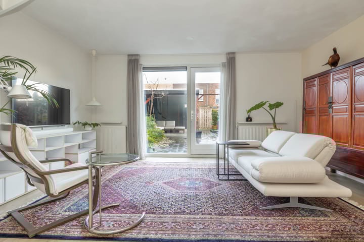 Photo 9 of Keizersmantel 5