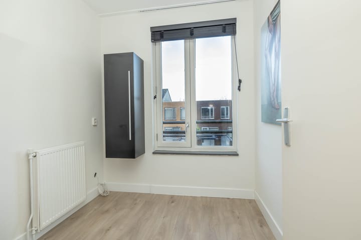 Photo 25 of Keizersmantel 5