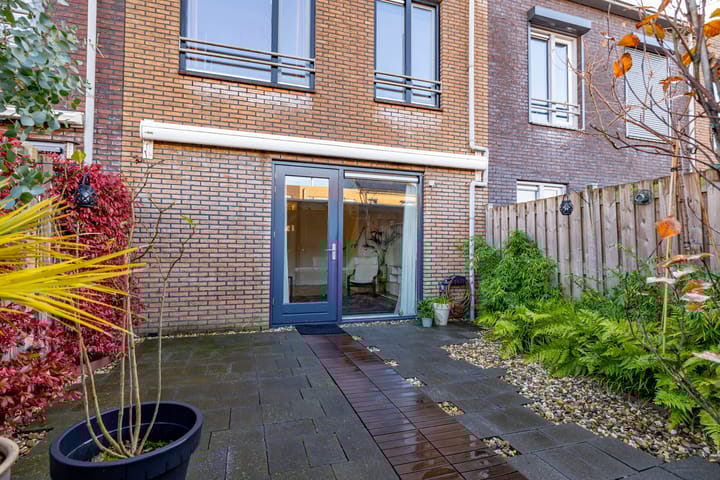 Photo 34 of Keizersmantel 5