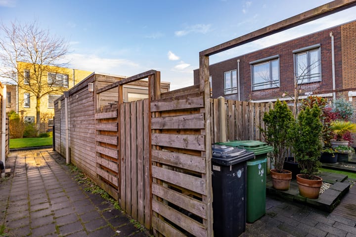 Photo 38 of Keizersmantel 5