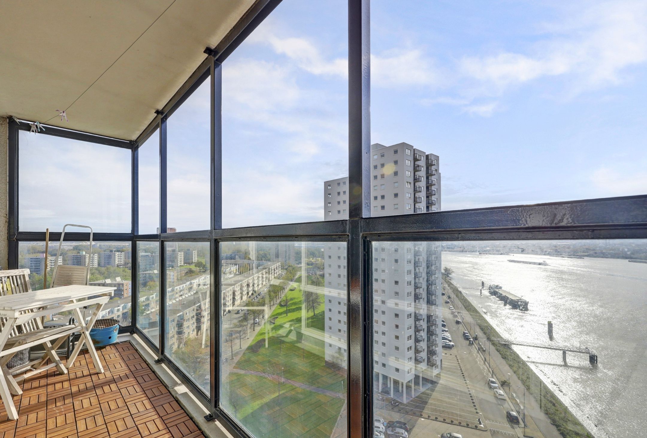 Foto 18 van Watertorenweg 563