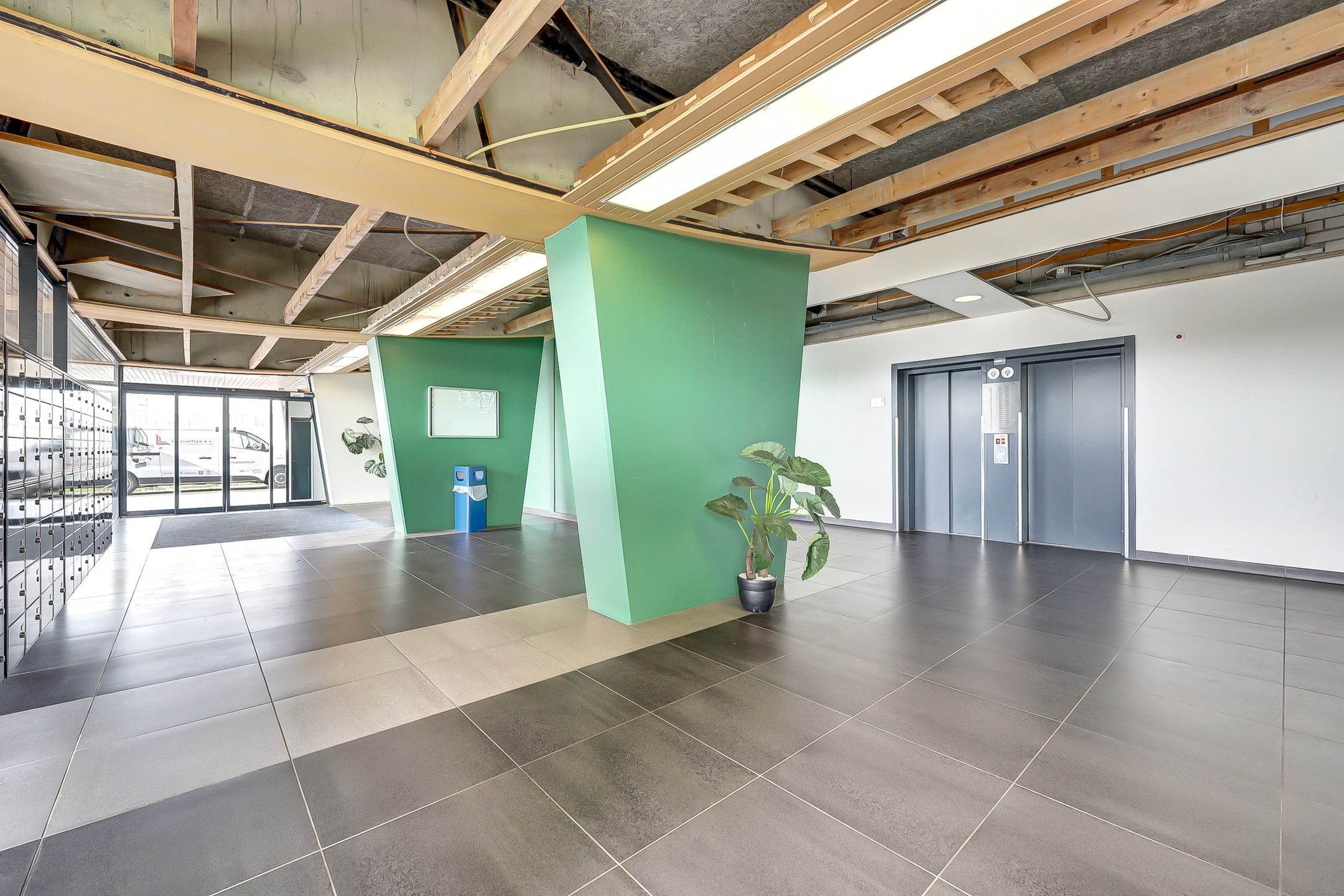 Foto 21 van Watertorenweg 563