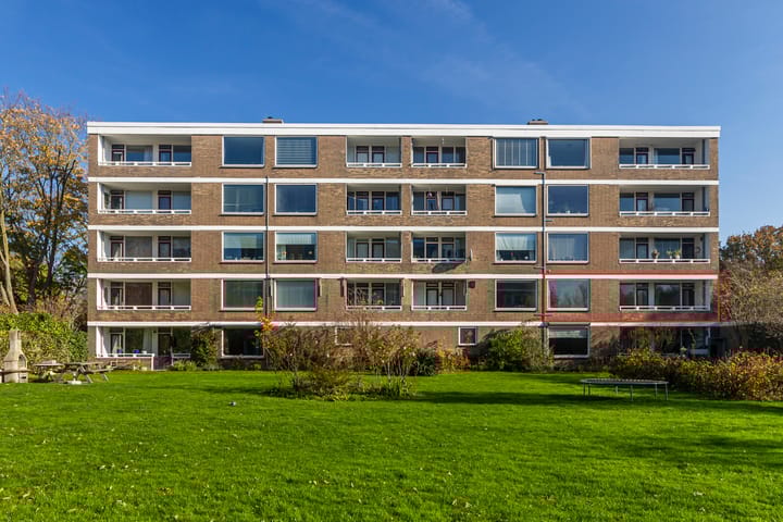 Foto 1 van Debussystraat 29