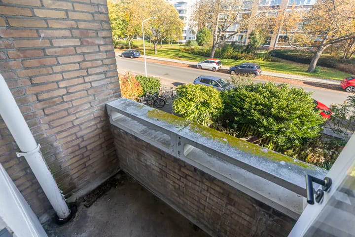 Foto 14 van Debussystraat 29