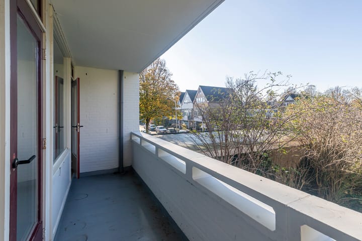 Foto 25 van Debussystraat 29