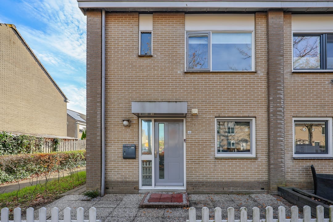 Photo 38 of J.S. Bachweg 42