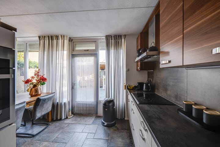 Foto 19 van Grevenbichtstraat 38