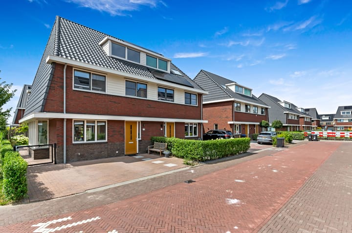 Foto 3 van Abdis Heilwichstraat 33