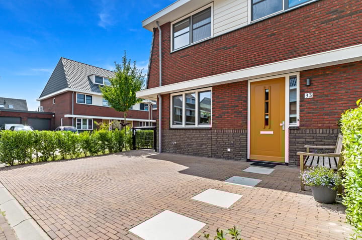 Photo 5 of Abdis Heilwichstraat 33