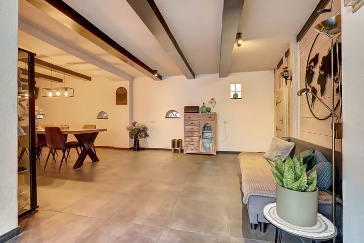 Foto 10 van Molenstraat 4