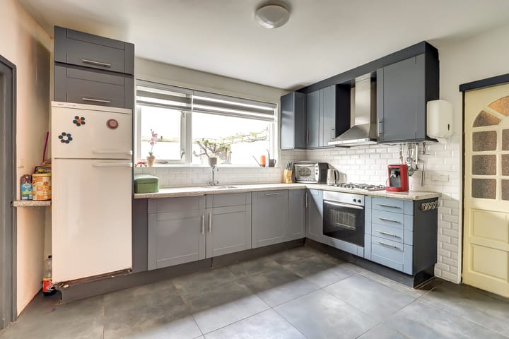 Foto 13 van Molenstraat 4