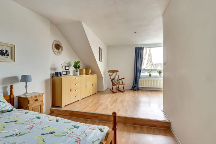 Foto 23 van Molenstraat 4