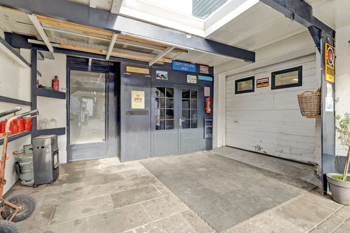 Foto 32 van Molenstraat 4