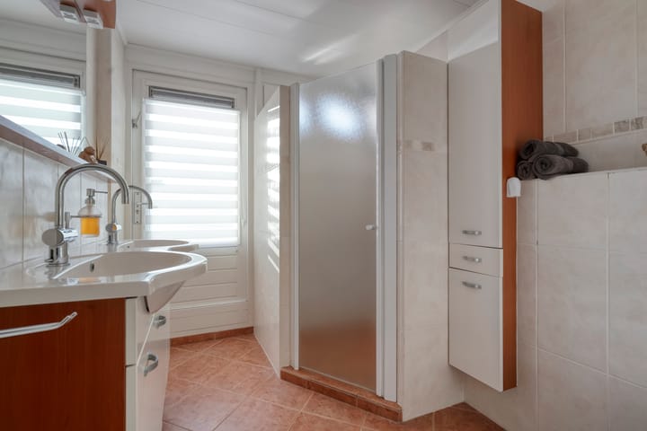 Photo 27 of Esschingstraat 33