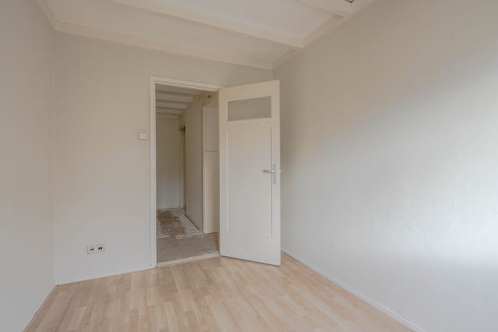 Foto 17 van Fluitstraat 25-B