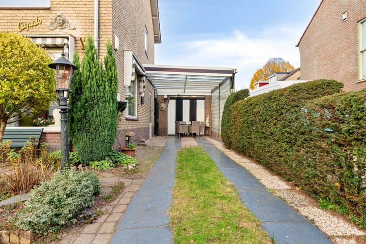 Photo 43 of Waterlooweg 13