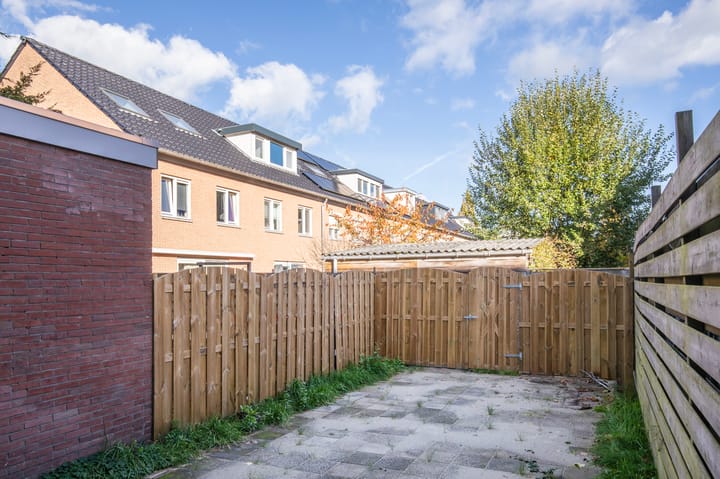 Foto 28 van Topaasstraat 9