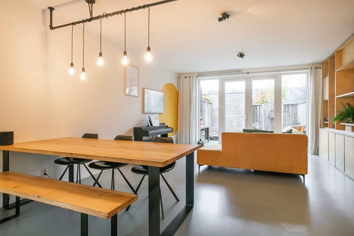 Foto 4 van Simon Carmiggeltplantsoen 8