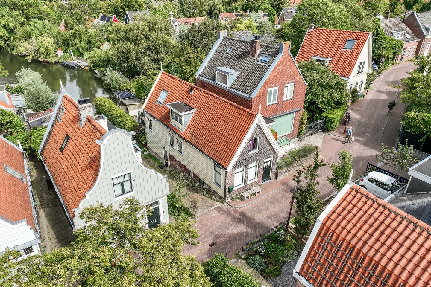 Foto 1 van Nieuwendammerdijk 241